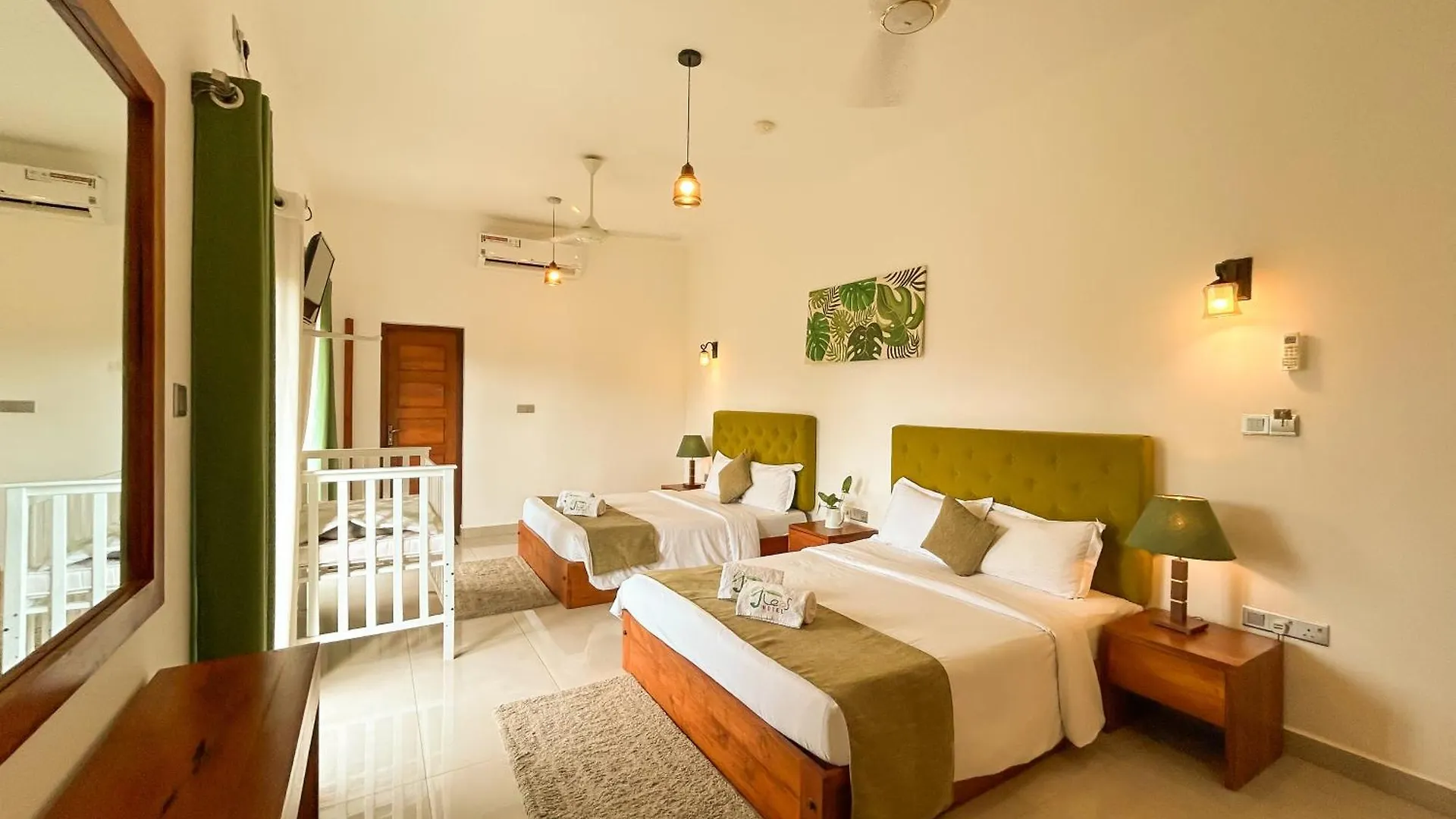 J Leaf Hotel By Blue Bird Negombo Sri Lanka